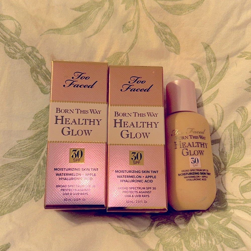 Too Faced Born This Way * snow * two new in box, one used one time 30 SPF 60ml - Picture 1 of 4